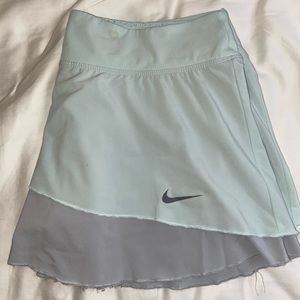 Nike Dri-Fit Women’s Ruffled Tennis Skirt Size M